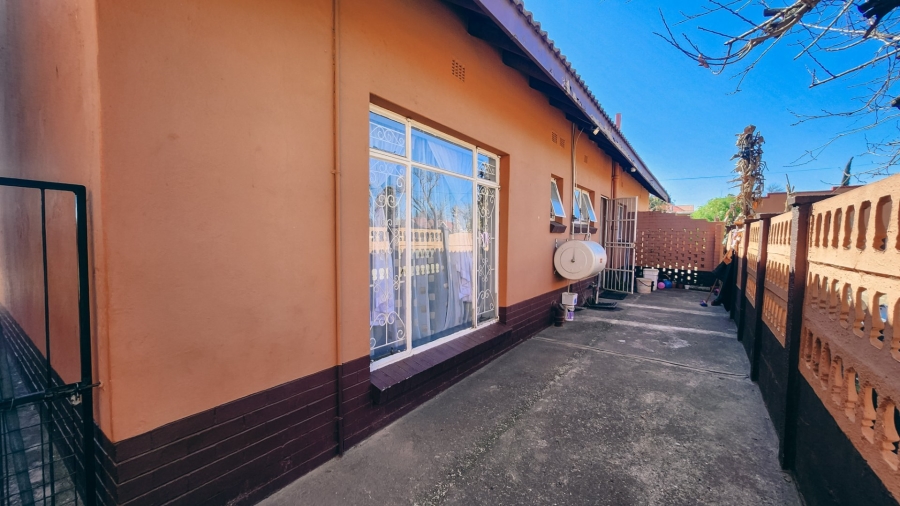 3 Bedroom Property for Sale in Stilfontein North West